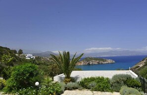 Villa, 3 chambres, piscine privée, vue jardin | Vue depuis l’hébergement