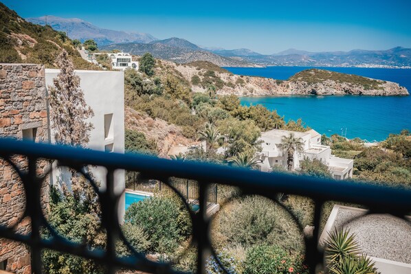 Villa, 3 chambres, piscine privée, vue jardin | Balcon