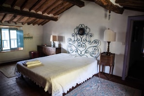 Room - Villa Dellortensia With Pool And Spectacular View (Arezzo)