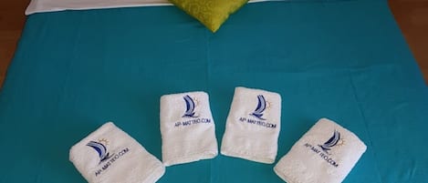 Apartment, 1 Bedroom, Accessible, Smoking | 1 bedroom, iron/ironing board