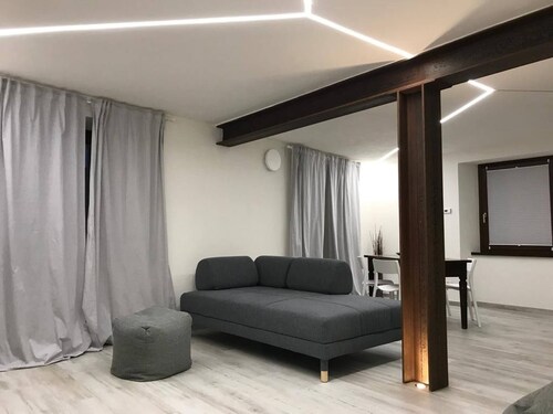 Bright Newly Renovated Apartment Cir Vda Saint-pierre 0014