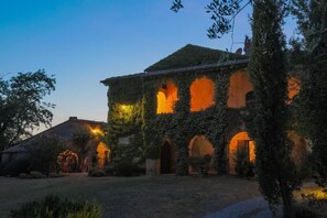 Exterior - Podere Castelletto Deluxe Villa (Pienza)