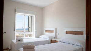 Unclassified image, 2 of 19, button - Apartment on the First Line of Samil Beach and With Frontal Views of the sea (Vigo)