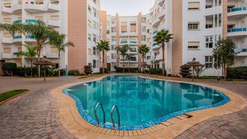 Apartamento, 2 quartos, acessível, sacada | Piscina | Piscina externa