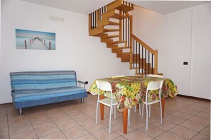 Dining - Beautiful Village For 5 People With Pool (Caorle)
