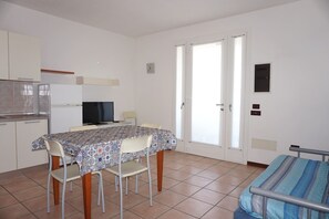Stovetop - Beautiful Village For 5 People With Pool (Caorle)