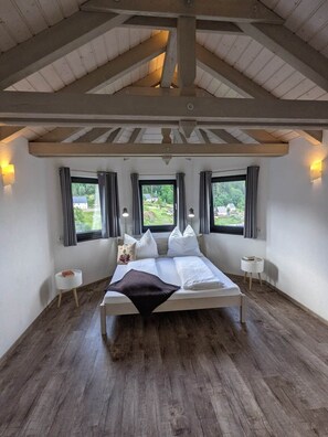 2 chambres, lit parapluie, Wi-Fi gratuit, draps fournis