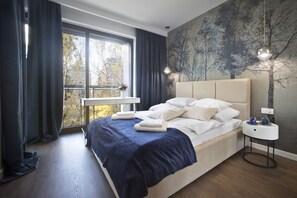 Deluxe Apartment | 1 bedroom, iron/ironing board, free WiFi, bed sheets