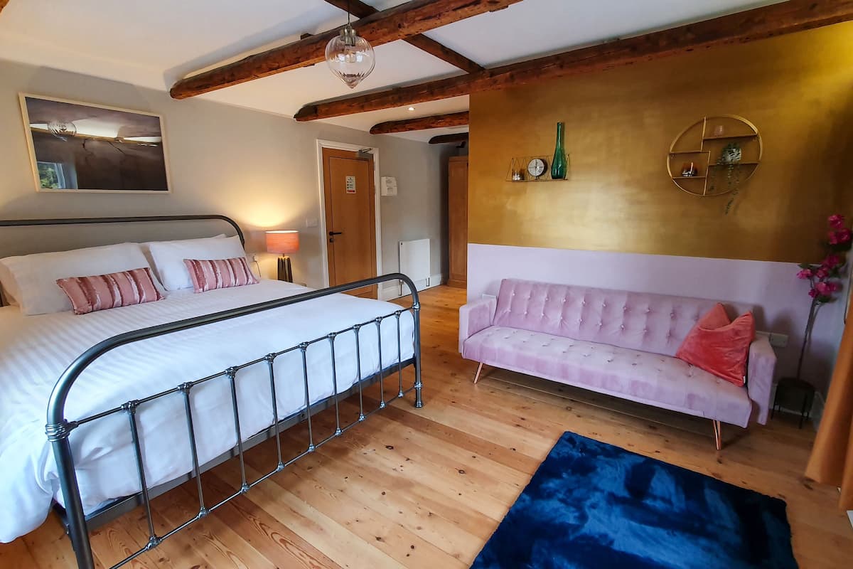 signature double room | 1 bedroom, egyptian cotton sheets, premium bedding, pillow-top beds