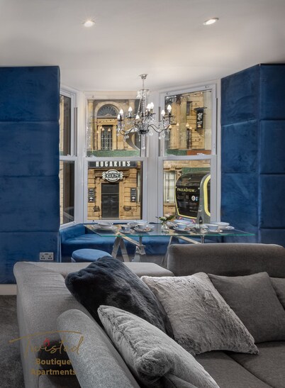 Stunning Luxury Boutique Apt, Central Blackpool