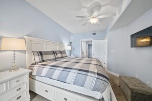 3 عدّة غرف نوم ومكواة/لوح كي وواي فاي مجانًا وملاءات أسرّة