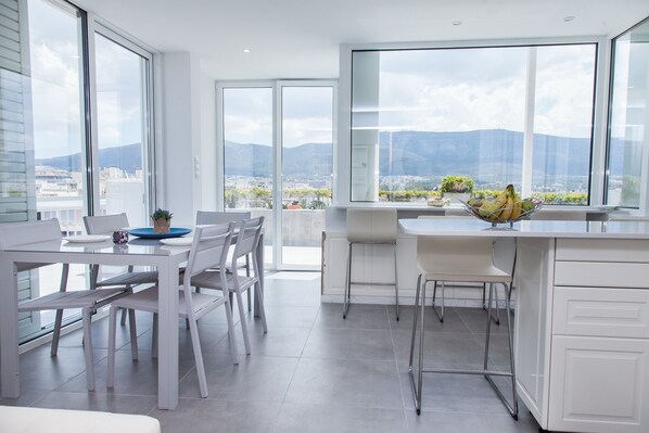 Dining - Penthouse in center of Athens with View (Athens)