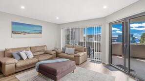 Smart TV, Netflix, streaming services