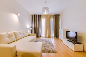 TV - Village Marina - Olhão (Olhão)