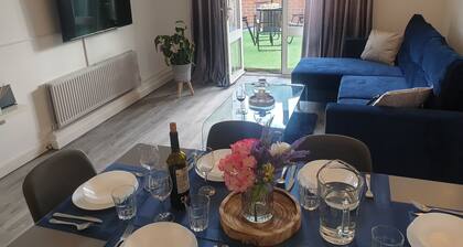 2 bedroom apartment with a large balcony.