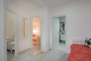 아파트, 침대(여러 개) | 2 개의 침실, 다리미/다리미판, 여행용 아기침대, 무료 WiFi