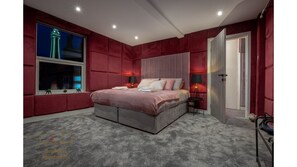 3 室のベッドルーム、WiFi