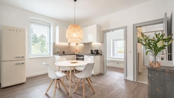 Before Sunset Top 3 | Cuisine privée | Réfrigérateur, four, plaque de cuisson, lave-vaisselle