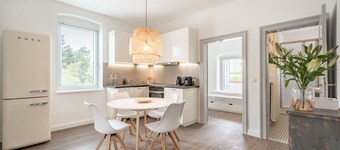 InnsbruckHomes at Botanical Garden