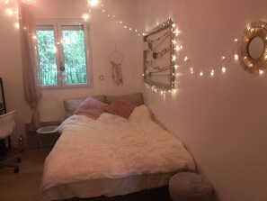 3 bedrooms, iron/ironing board, WiFi