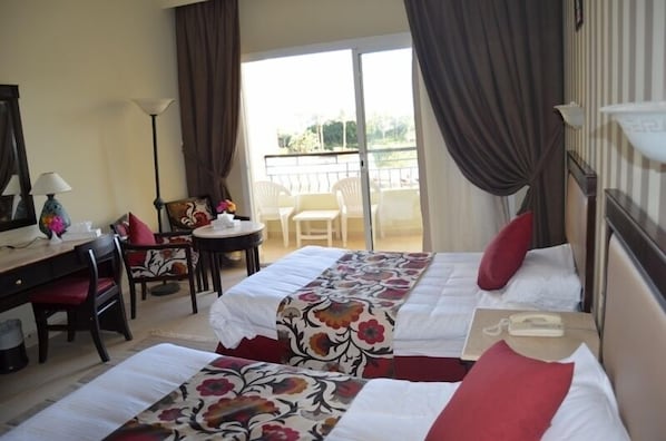 Free WiFi, bed sheets