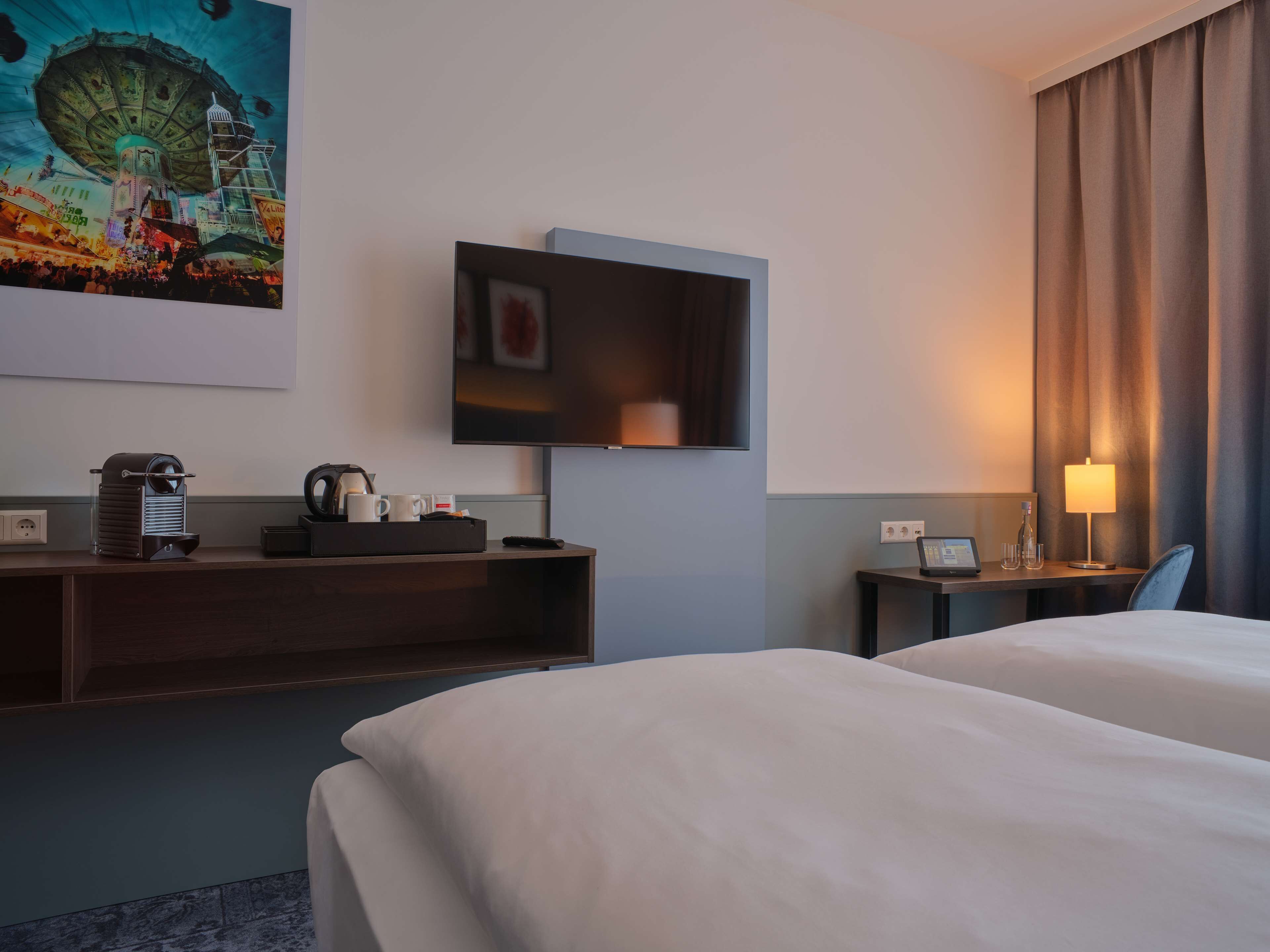 superior double room | 1 bedroom, in-room safe, desk, blackout curtains