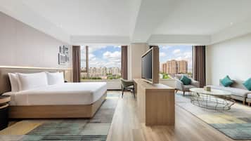 1 King Suite