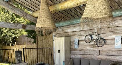 Superb 250 m2 Provencal farmhouse for rent