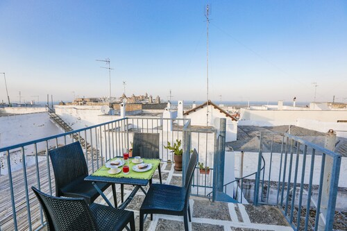Pretty Stone House from 19° Century in the Heart of Ostuni Spectacular Panoramas