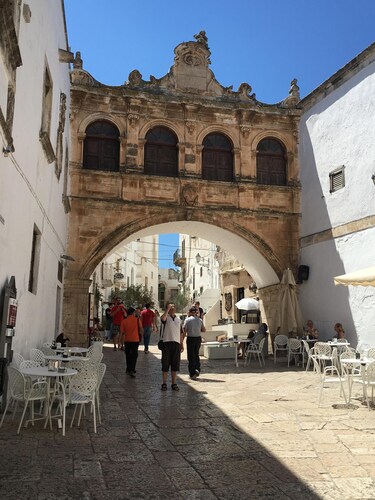 Pretty Stone House from 19° Century in the Heart of Ostuni Spectacular Panoramas