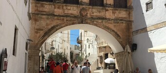 Pretty Stone House from 19° Century in the Heart of Ostuni Spectacular Panoramas