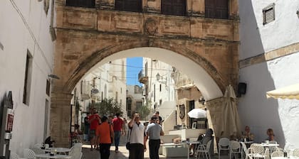Pretty Stone House from 19° Century in the Heart of Ostuni Spectacular Panoramas