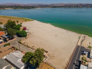 Beach nearby, sun-loungers