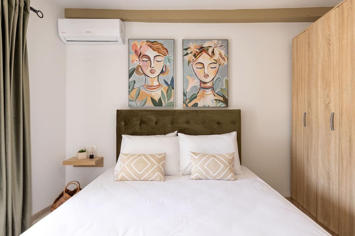 Apartment | 1 bedroom, iron/ironing board, free WiFi