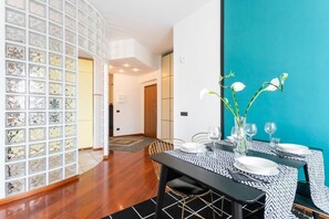 Classic Apartment | Living area