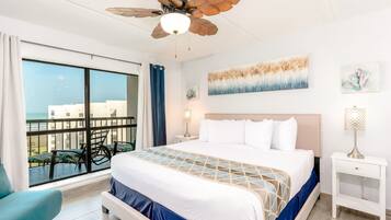 2 dormitoris, planxa i posts de planxar, Internet i roba de llit