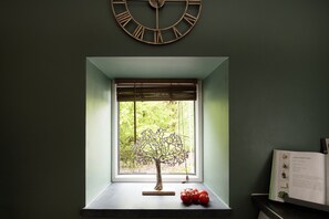 Interior - Bron Elan (Dolwyddelan)