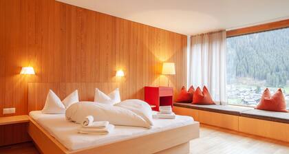 1153 Natali`s Studio 53 im Bonawinkel