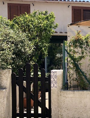 Enceinte de lâhĂ©bergement