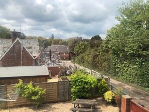 Outdoor dining - Chalet Bungalow in Poltimore village - near Exeter (Poltimore)