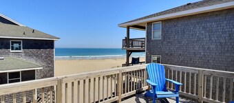 Sea Turtle- Oceanview Villa- Short Walk to Beach- Community Pool & Spa