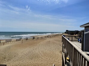 Beach nearby - Sea Star- Ocean Views- Steps to Beach- Community Pool (Buxton)