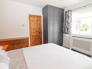 3 bedrooms, individually decorated, individually furnished, free WiFi - 17 Clover Hill (Killorglin)