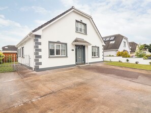 Exterior - 17 Clover Hill (Killorglin)