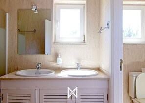 Haartrockner, Handtücher