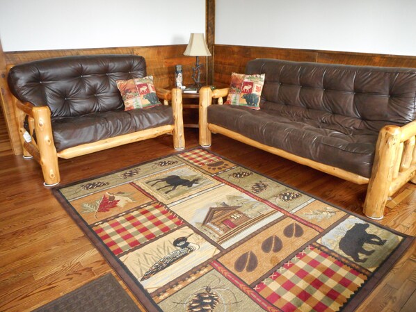 Interior - Post and beam cabin with queen size and bunk (Shirley Mills)