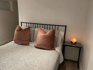 1 chambre, fer et planche à repasser, Wi-Fi