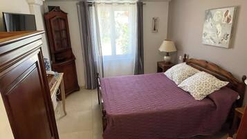 1 bedroom, WiFi, bed sheets, wheelchair access