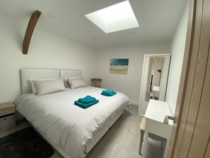 3 bedrooms, iron/ironing board, travel crib, free WiFi