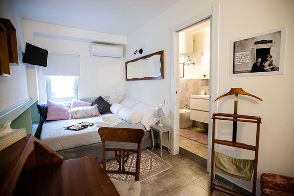 1 bedroom, soundproofing, free WiFi - Portineria 23 vicino a Ortigia (Syracuse)